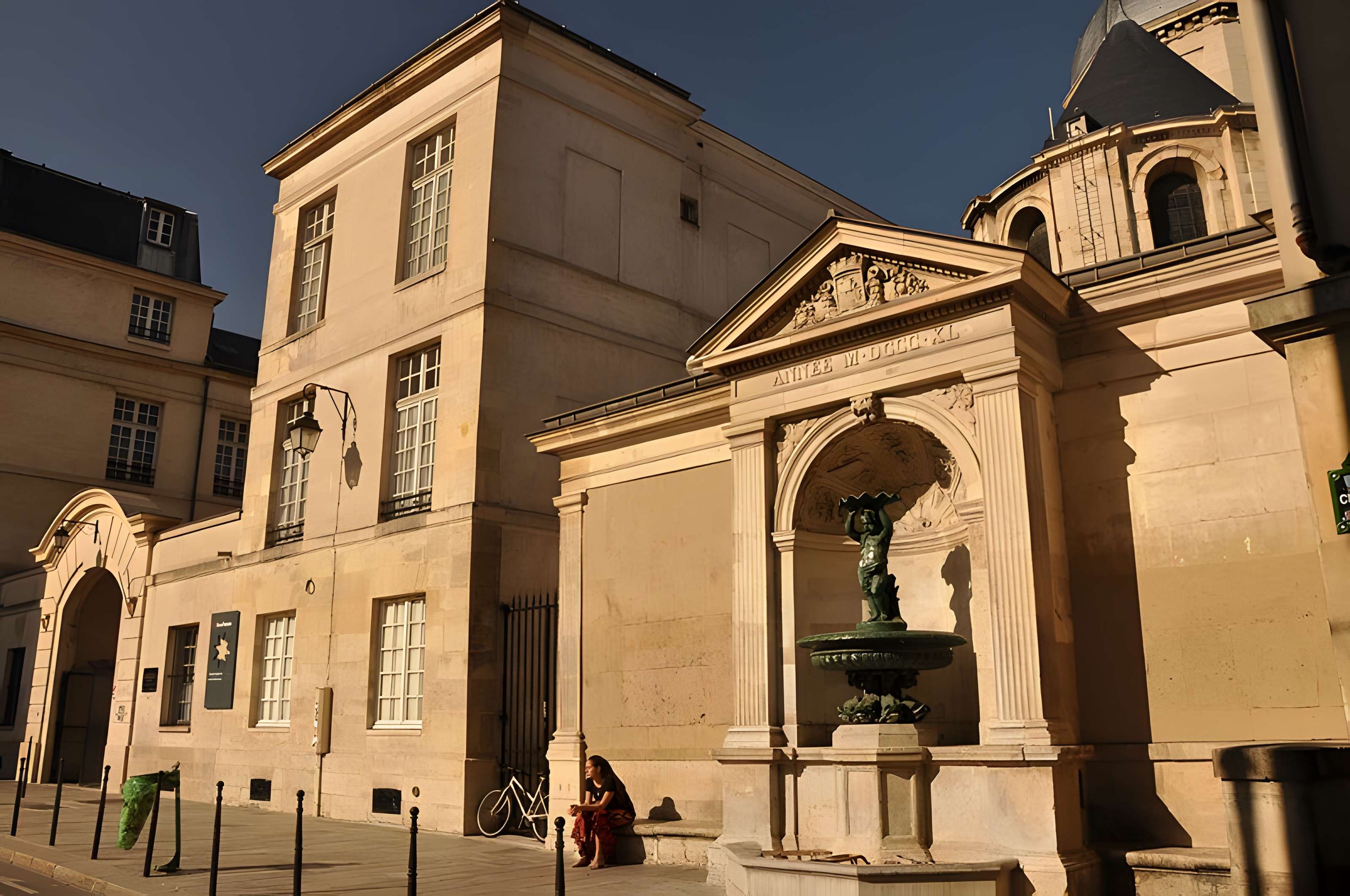 Lycée Charlemagne (ancienne maison professe des Jésuites)