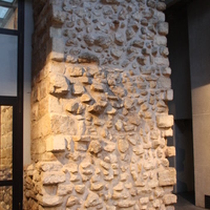 Photo de Ecole polytechnique  Voir aussi : Enceinte de Philippe-Auguste