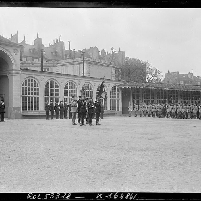 Photo de Ecole polytechnique  Voir aussi : Enceinte de Philippe-Auguste