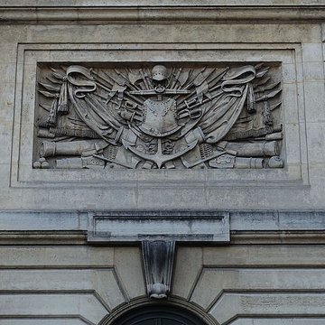 Ecole polytechnique  Voir aussi : Enceinte de Philippe-Auguste