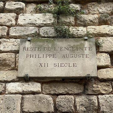 Ecole polytechnique  Voir aussi : Enceinte de Philippe-Auguste