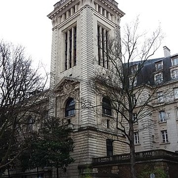 Ecole polytechnique  Voir aussi : Enceinte de Philippe-Auguste