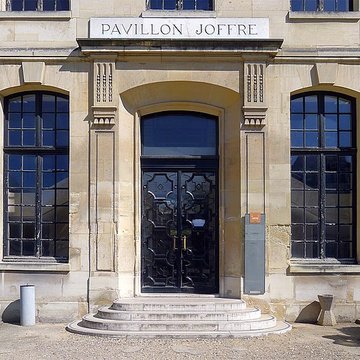 Ecole polytechnique  Voir aussi : Enceinte de Philippe-Auguste