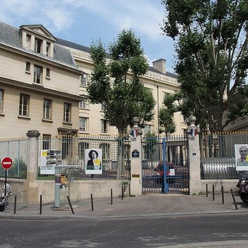 Ecole polytechnique  Voir aussi : Enceinte de Philippe-Auguste