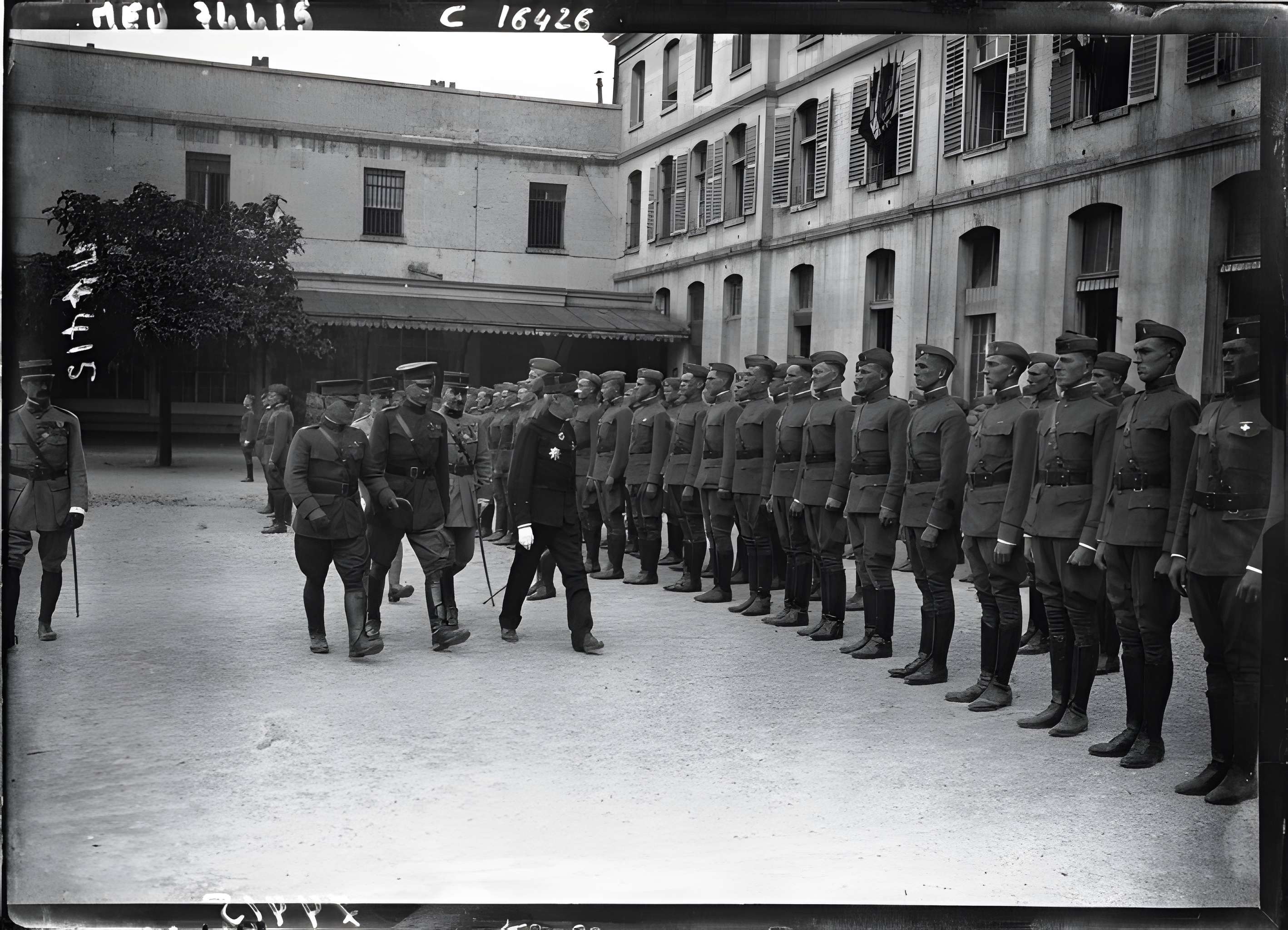 Ecole polytechnique  (Voir aussi : Enceinte de Philippe-Auguste)