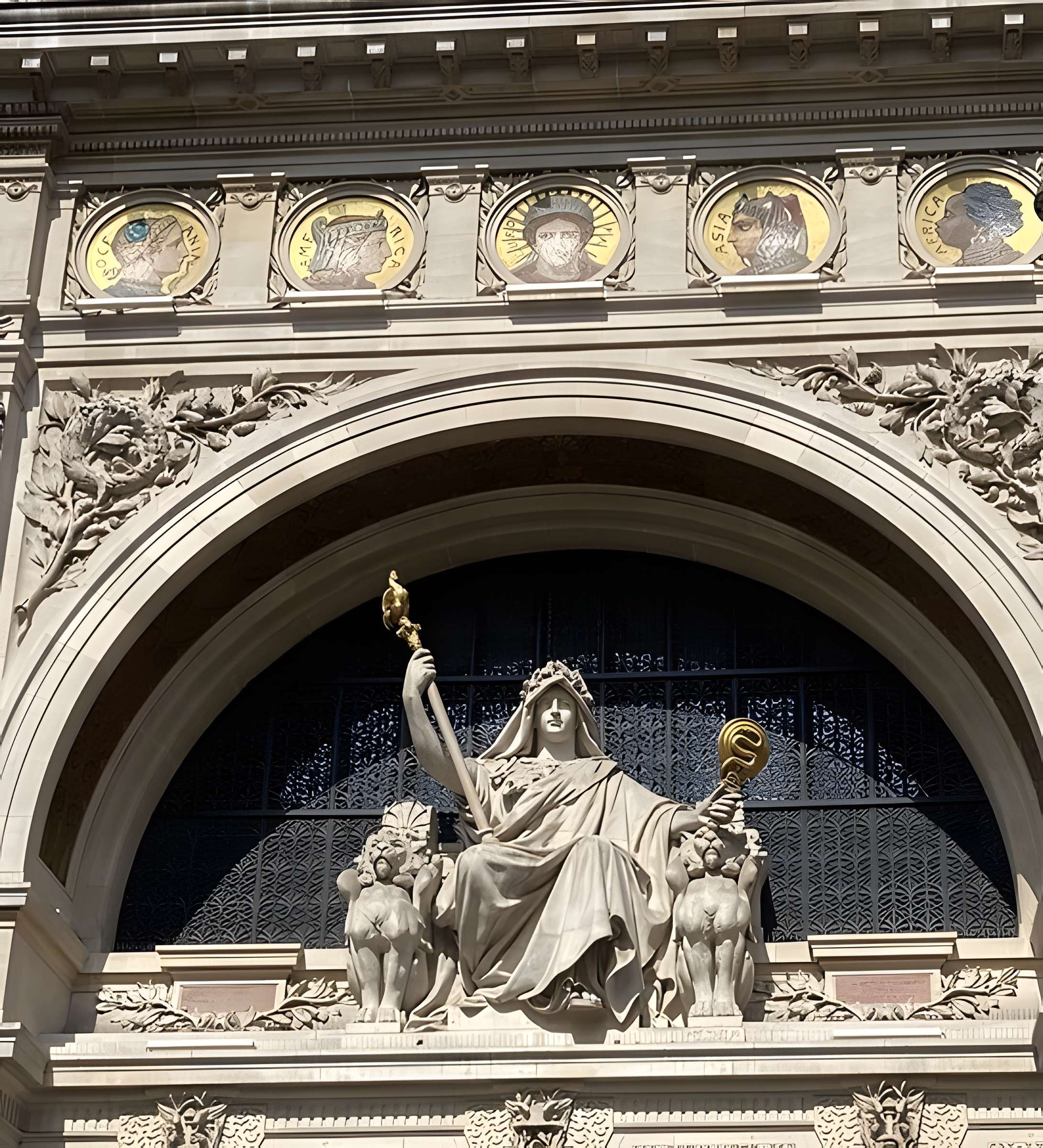 Comptoir National d'Escompte  , actuellement Banque Nationale de Paris