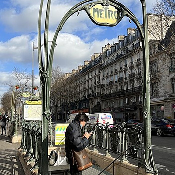 Photo de Édicule Guimard de la station Château dEau - Paris 10ème