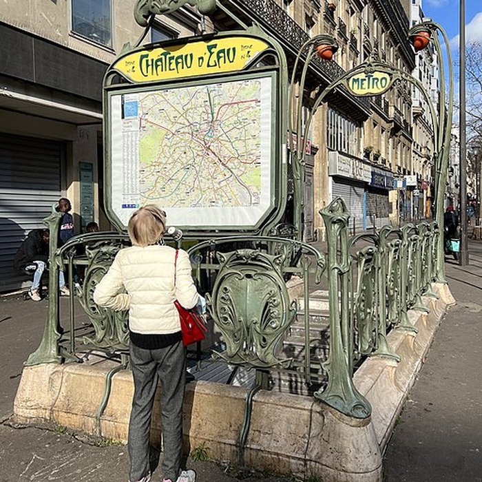 Photo de Édicule Guimard de la station Château dEau - Paris 10ème