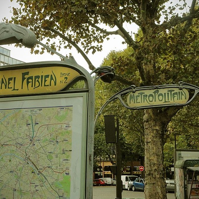 Photo de Édicule Guimard de la station Colonel Fabien - Paris 10ème
