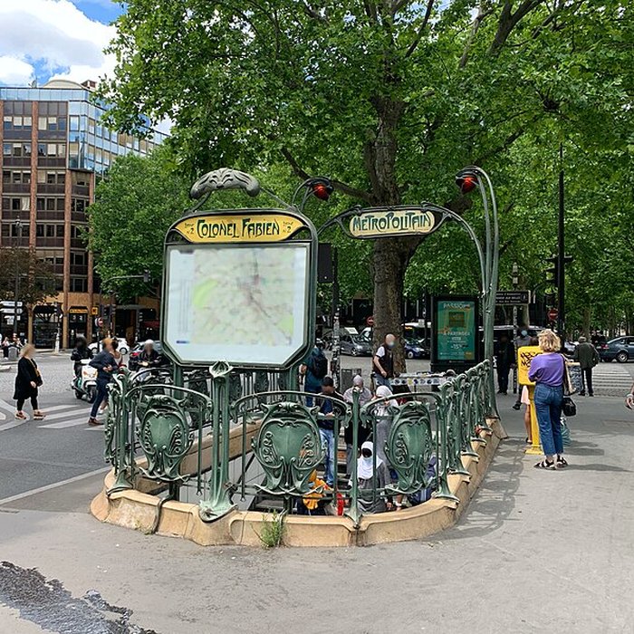 Photo de Édicule Guimard de la station Colonel Fabien - Paris 10ème