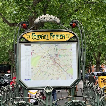 Édicule Guimard de la station Colonel Fabien - Paris 10ème