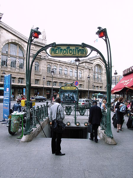 Édicule Guimard de la station Gare du Nord 12 B-D - Paris 10ème