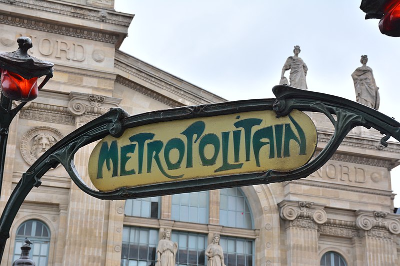 Édicule Guimard de la station Gare du Nord 12 B-D - Paris 10ème
