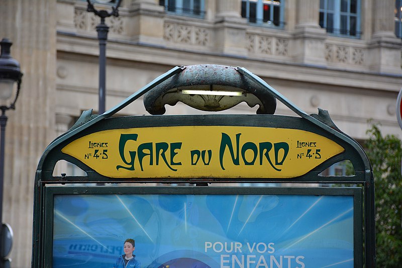 Édicule Guimard de la station Gare du Nord 12 B-D - Paris 10ème