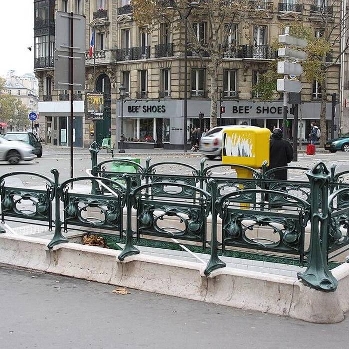 Photo de Édicule Guimard de la station Gare du Nord 12 B-D - Paris 10ème