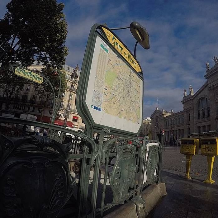 Photo de Édicule Guimard de la station Gare du Nord 12 B-D - Paris 10ème
