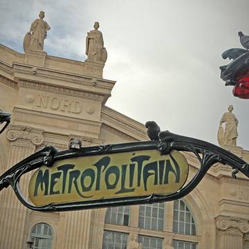 Édicule Guimard de la station Gare du Nord 12 B-D - Paris 10ème