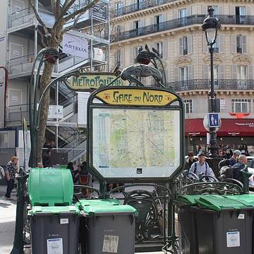 Édicule Guimard de la station Gare du Nord 12 B-D - Paris 10ème