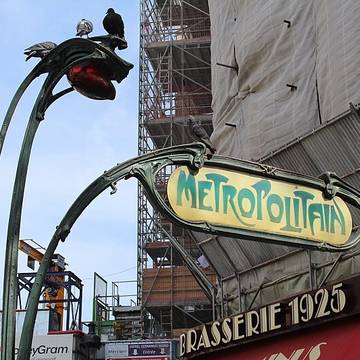 Édicule Guimard de la station Gare du Nord 12 B-D - Paris 10ème