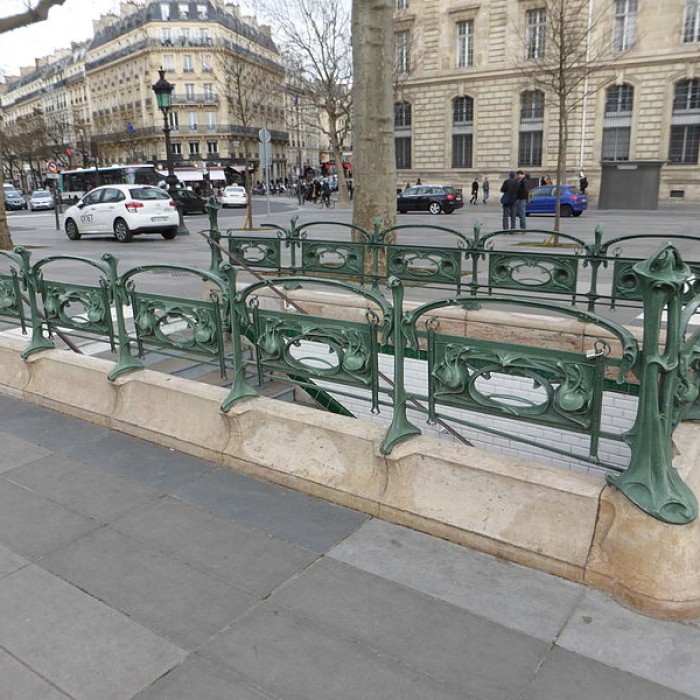 Photo de Édicule Guimard de la station République - Paris 10ème