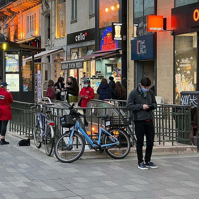 Photo de Édicule Guimard de la station République - Paris 10ème