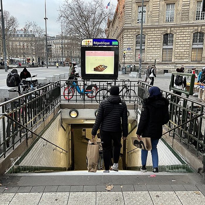Photo de Édicule Guimard de la station République - Paris 10ème