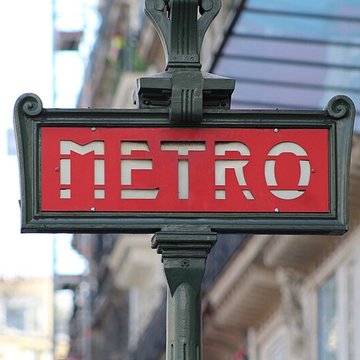Édicule Guimard de la station République - Paris 10ème
