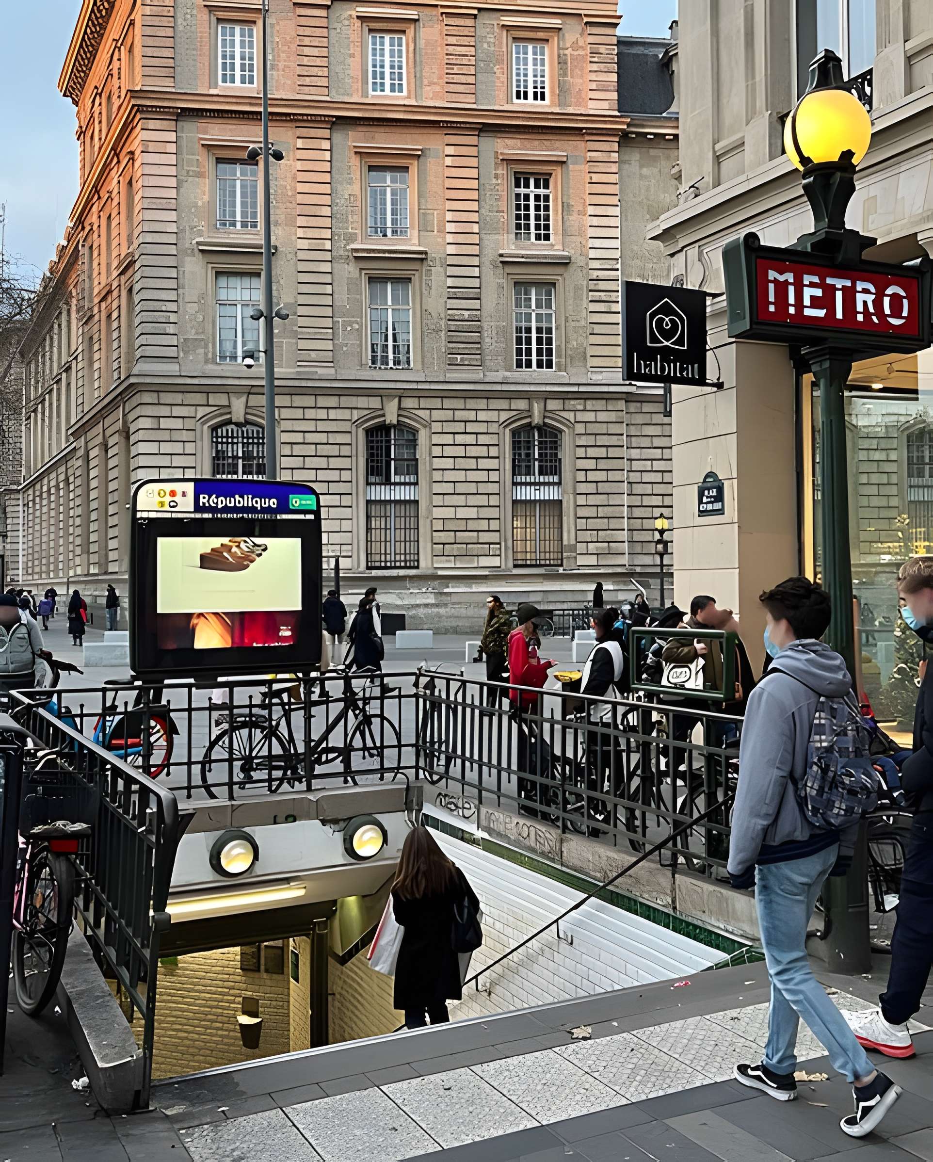 Édicule Guimard de la station République - Paris 10ème