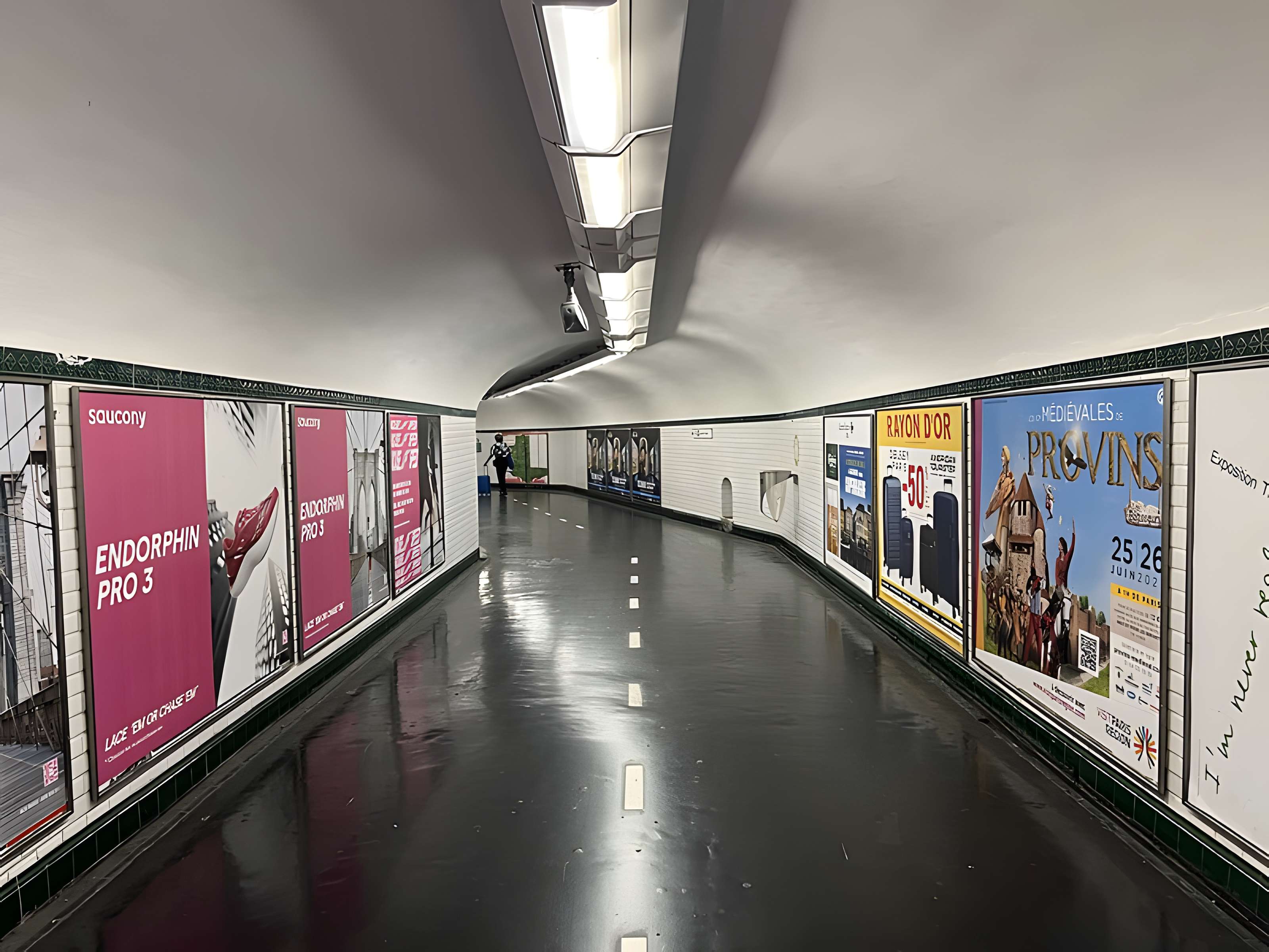 Édicule Guimard de la station République - Paris 10ème