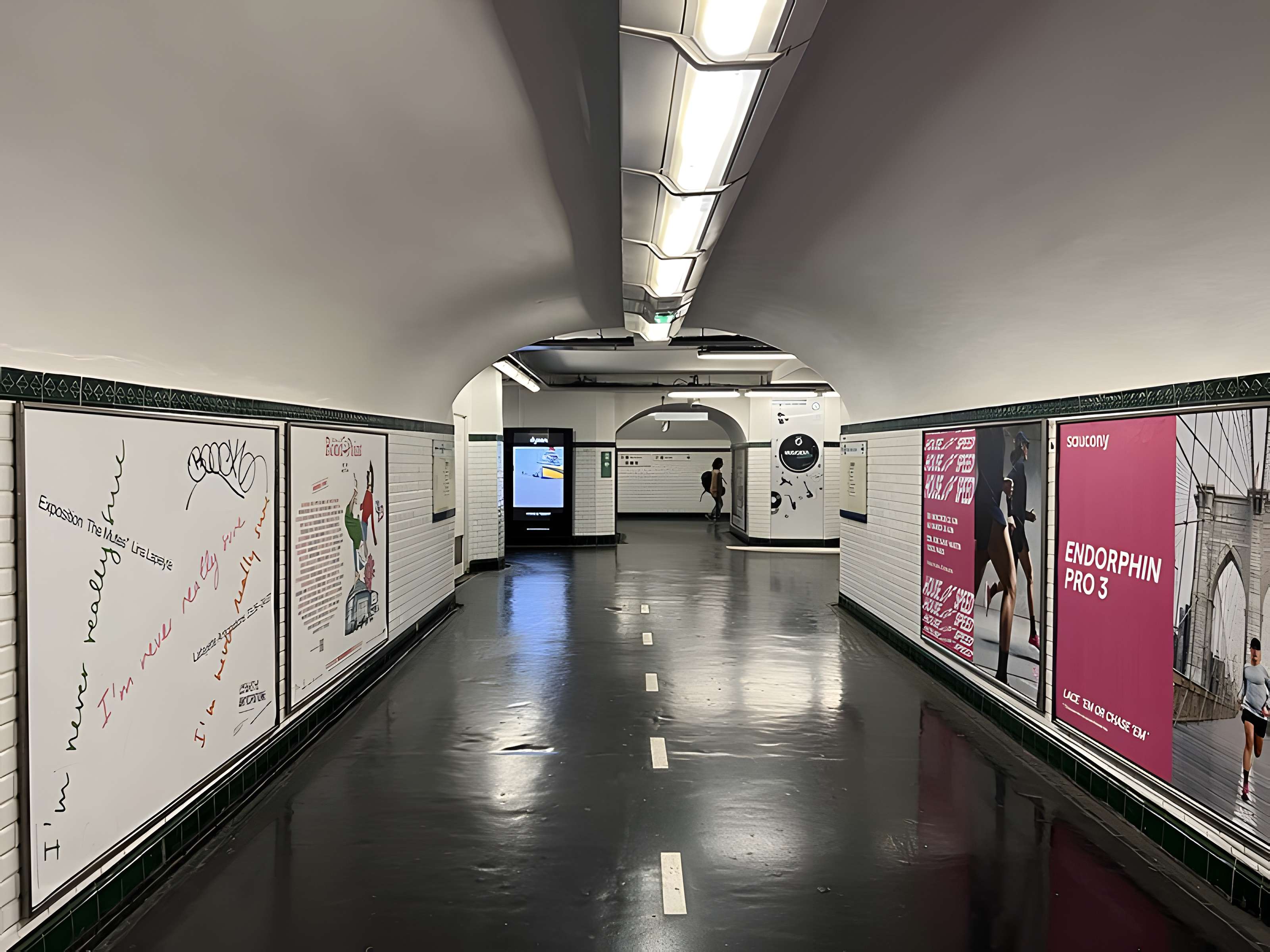 Édicule Guimard de la station République - Paris 10ème