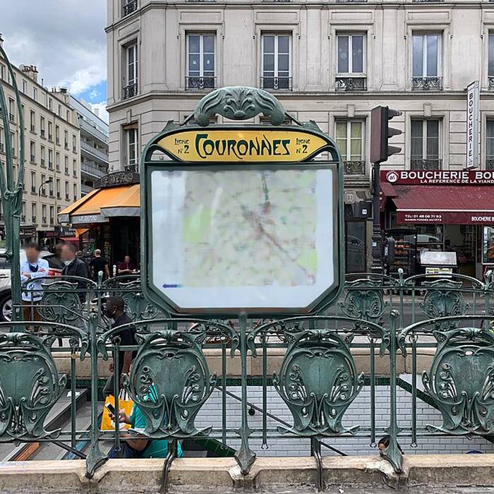Photo de Édicule Guimard de la station Couronnes - Paris 11ème
