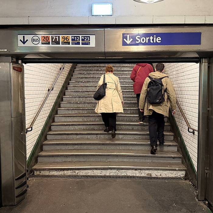 Photo de Édicule Guimard de la station Couronnes - Paris 11ème