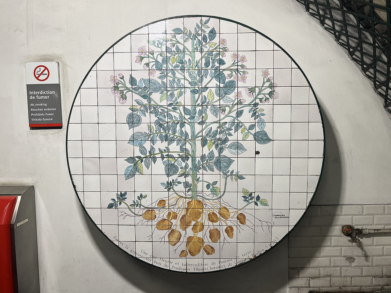 Édicule Guimard de la station Parmentier - Paris 11ème