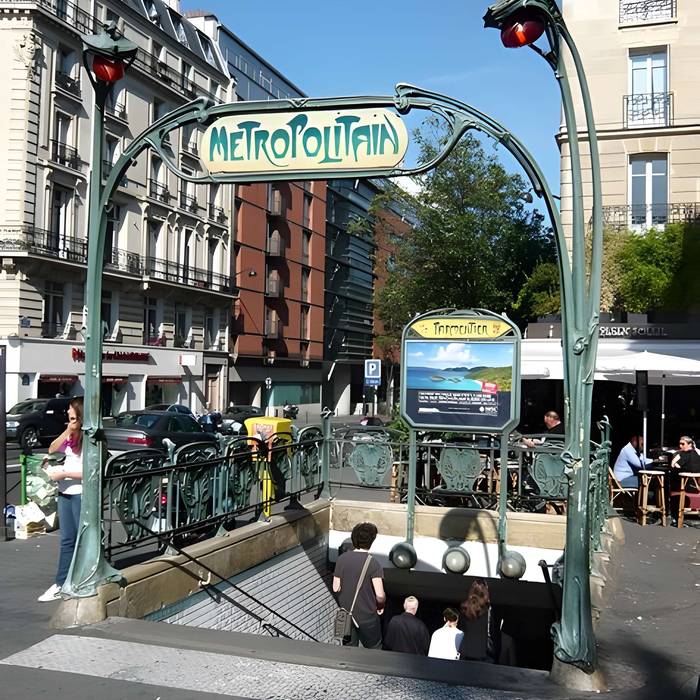 Photo de Édicule Guimard de la station Parmentier - Paris 11ème