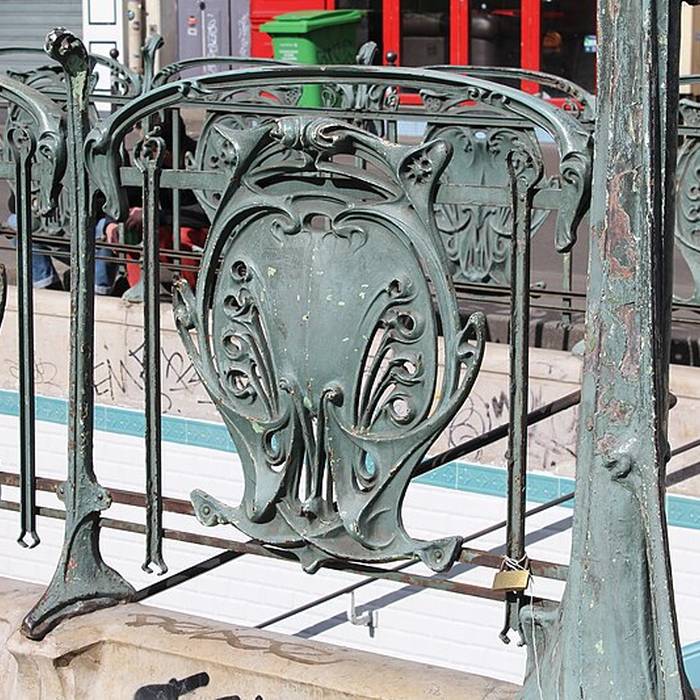 Photo de Édicule Guimard de la station Parmentier - Paris 11ème