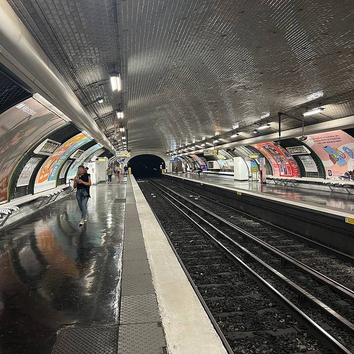 Photo de Édicule Guimard de la station Parmentier - Paris 11ème