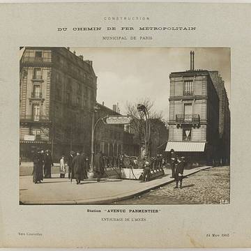 Édicule Guimard de la station Parmentier - Paris 11ème