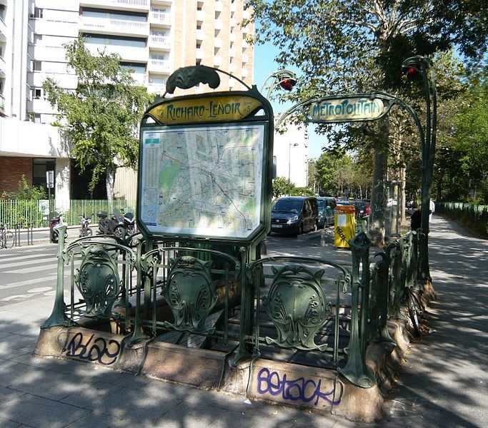 Photo de Édicule Guimard de la station Richard-Lenoir - Paris 11ème