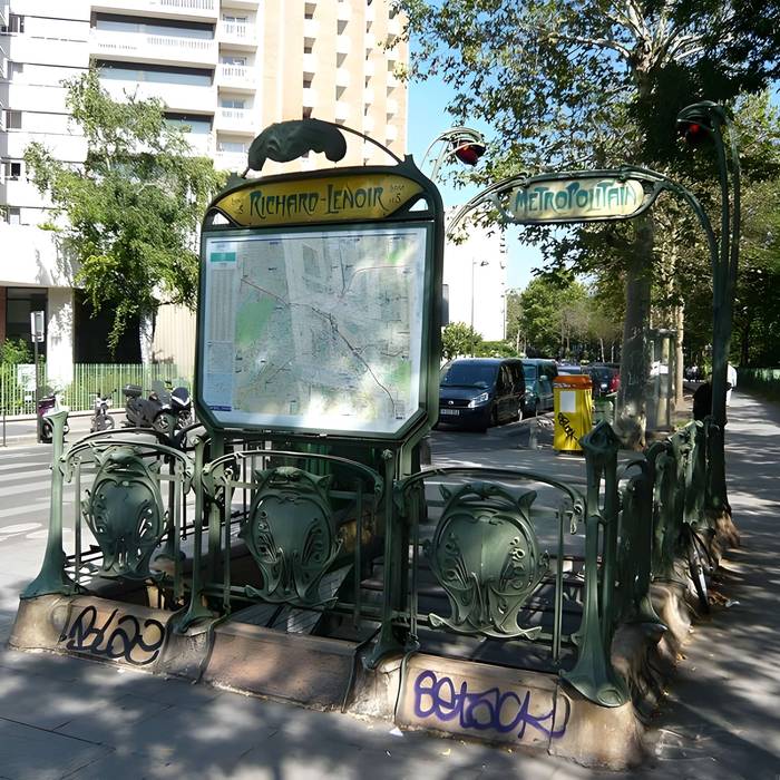Photo de Édicule Guimard de la station Richard-Lenoir - Paris 11ème