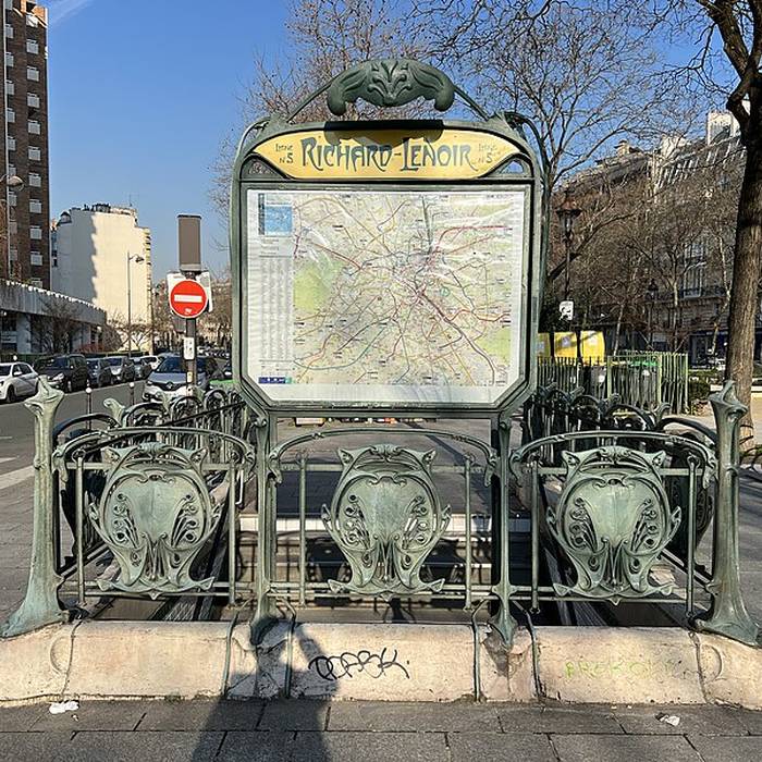 Photo de Édicule Guimard de la station Richard-Lenoir - Paris 11ème