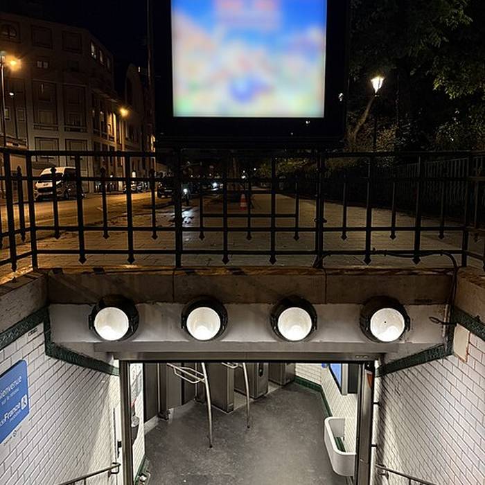 Photo de Édicule Guimard de la station Richard-Lenoir - Paris 11ème