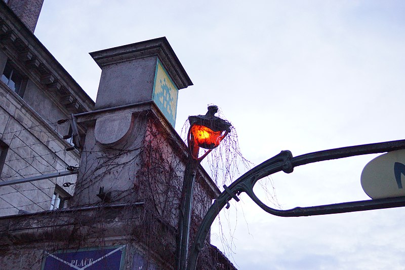 Édicule Guimard de la station Denfert-Rochereau - Paris 14ème