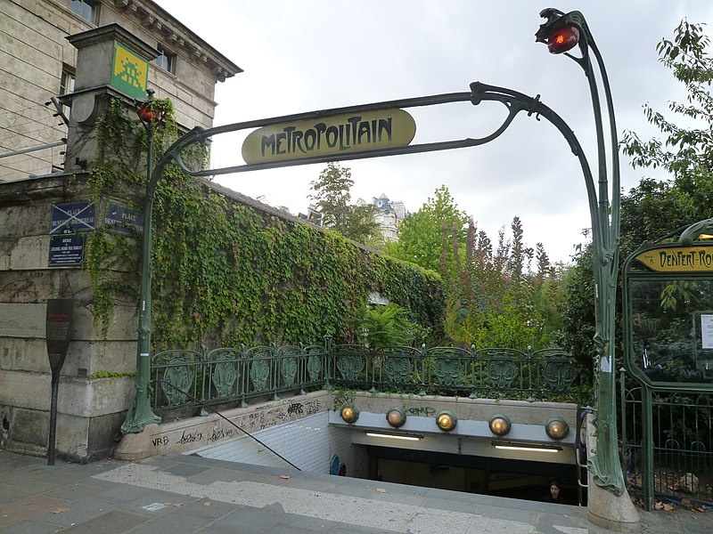 Édicule Guimard de la station Denfert-Rochereau - Paris 14ème