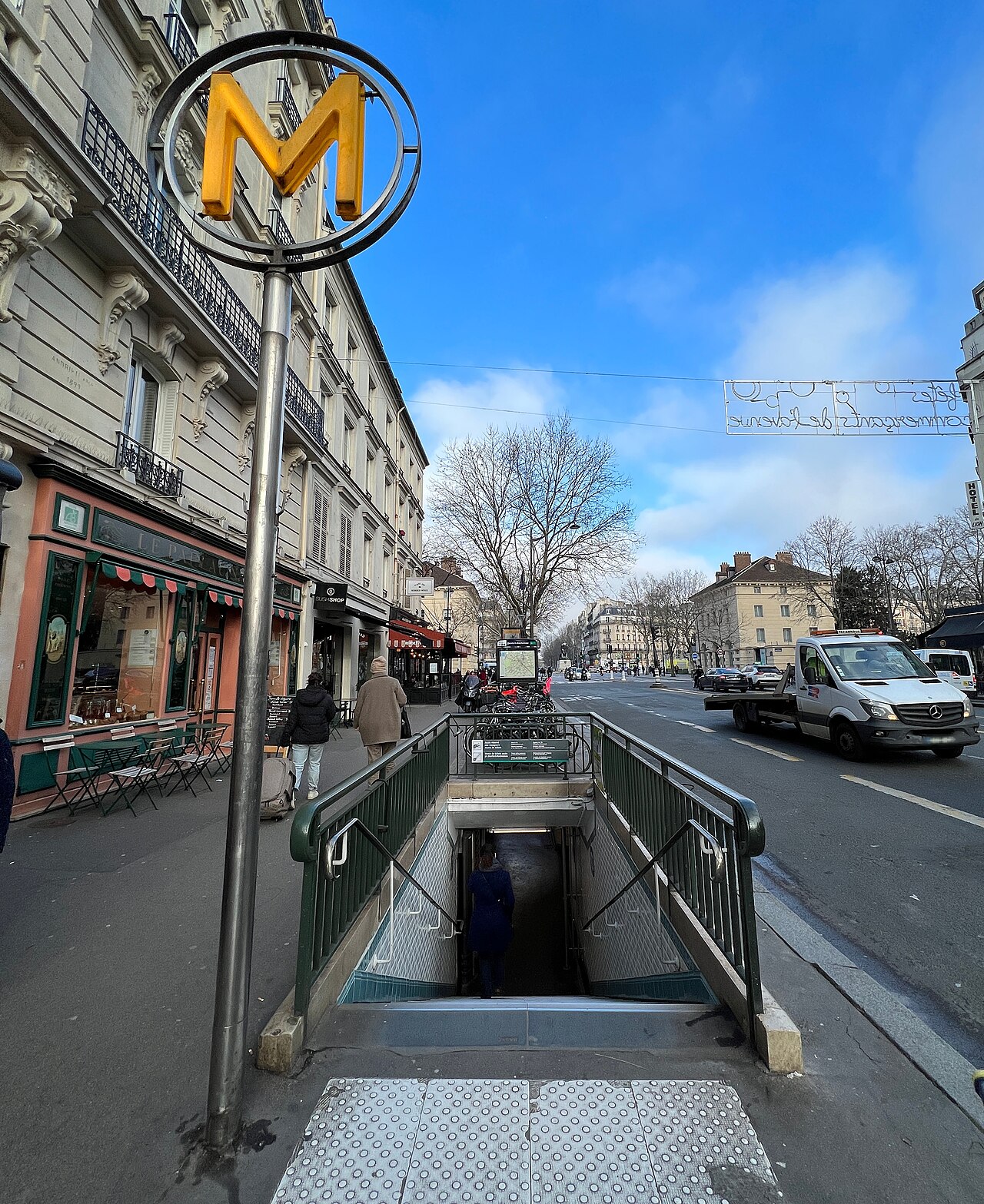 Édicule Guimard de la station Denfert-Rochereau - Paris 14ème
