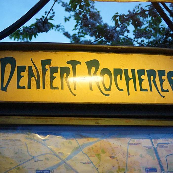 Photo de Édicule Guimard de la station Denfert-Rochereau - Paris 14ème