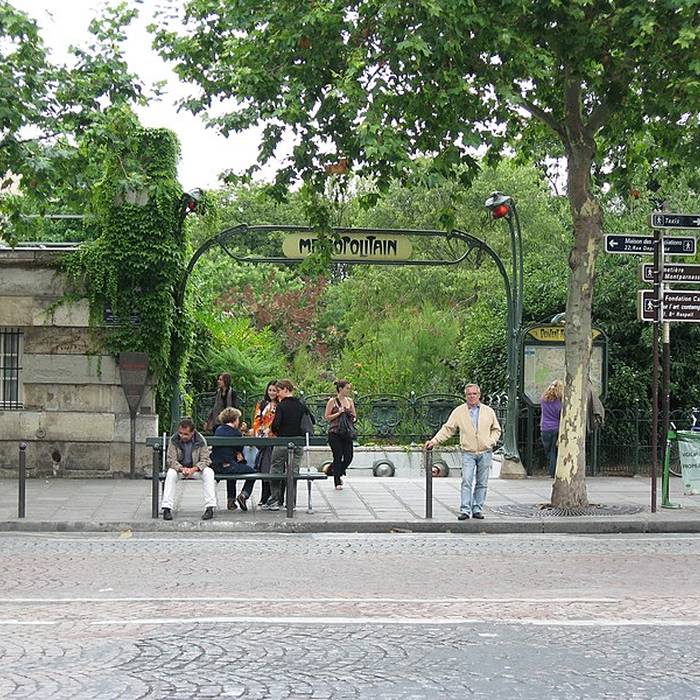 Photo de Édicule Guimard de la station Denfert-Rochereau - Paris 14ème