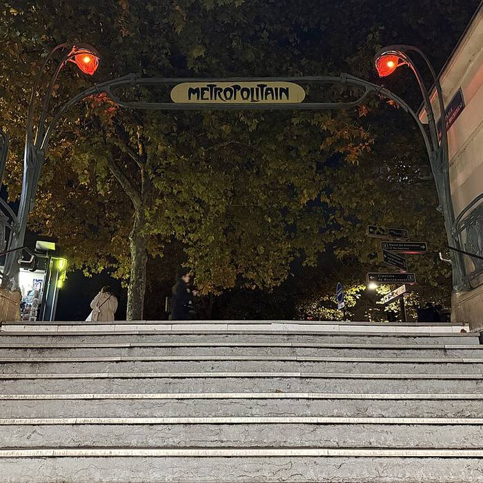 Photo de Édicule Guimard de la station Denfert-Rochereau - Paris 14ème