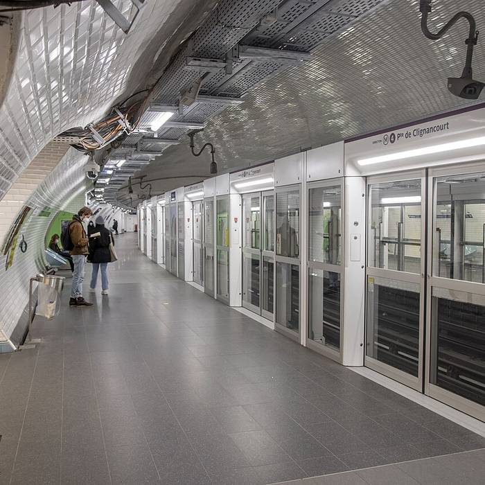 Photo de Édicule Guimard de la station Denfert-Rochereau - Paris 14ème