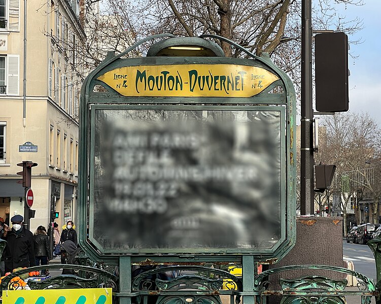 Édicule Guimard de la station Mouton-Duvernet - Paris 14ème