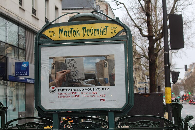 Édicule Guimard de la station Mouton-Duvernet - Paris 14ème